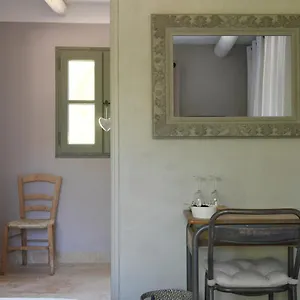 Bed & Breakfast La Maison De Becaras
