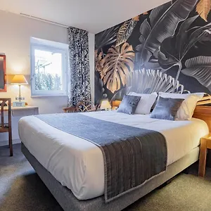 *** Hotel Logis La Grassinais France