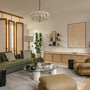 ***** Hotel 1.75 La Source France