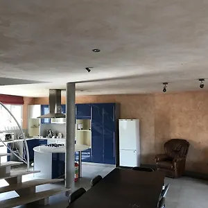 https://la-belle-auto.hotels-rhonealpes.com