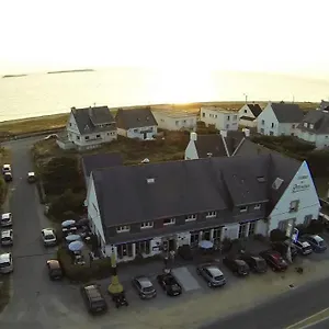 https://hotel-du-petit-matelot.inbrittany.com